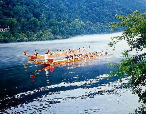 新安江龙舟漂流