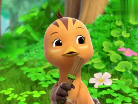 萌鸡小队:鹡鸰带了柿饼,酸酸甜甜很好吃,小伙伴们回家买一份吧