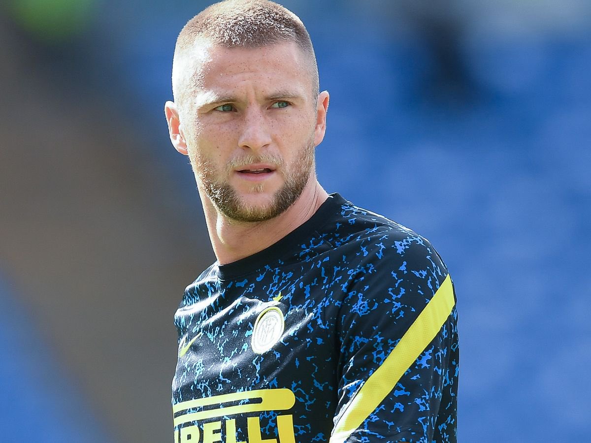 穆帅1做法惹众怒,或因1变动送大礼,热刺冬窗四4目标曝光|斯托克城