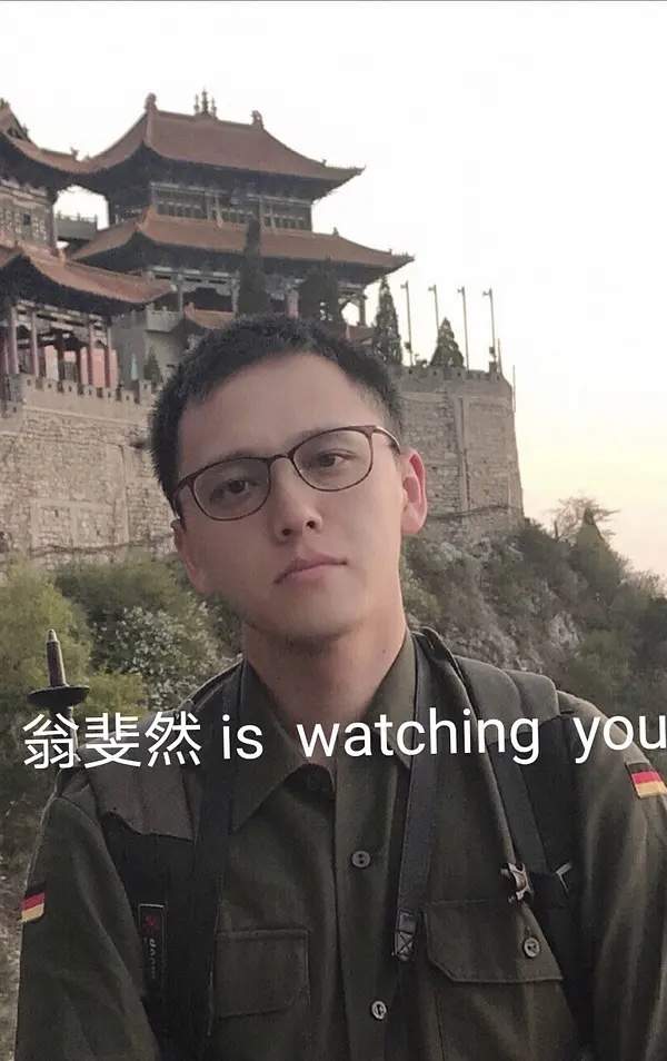 最帅小童星翁斐然,童年出演小嬴政是全剧颜值担当,退圈太过可惜