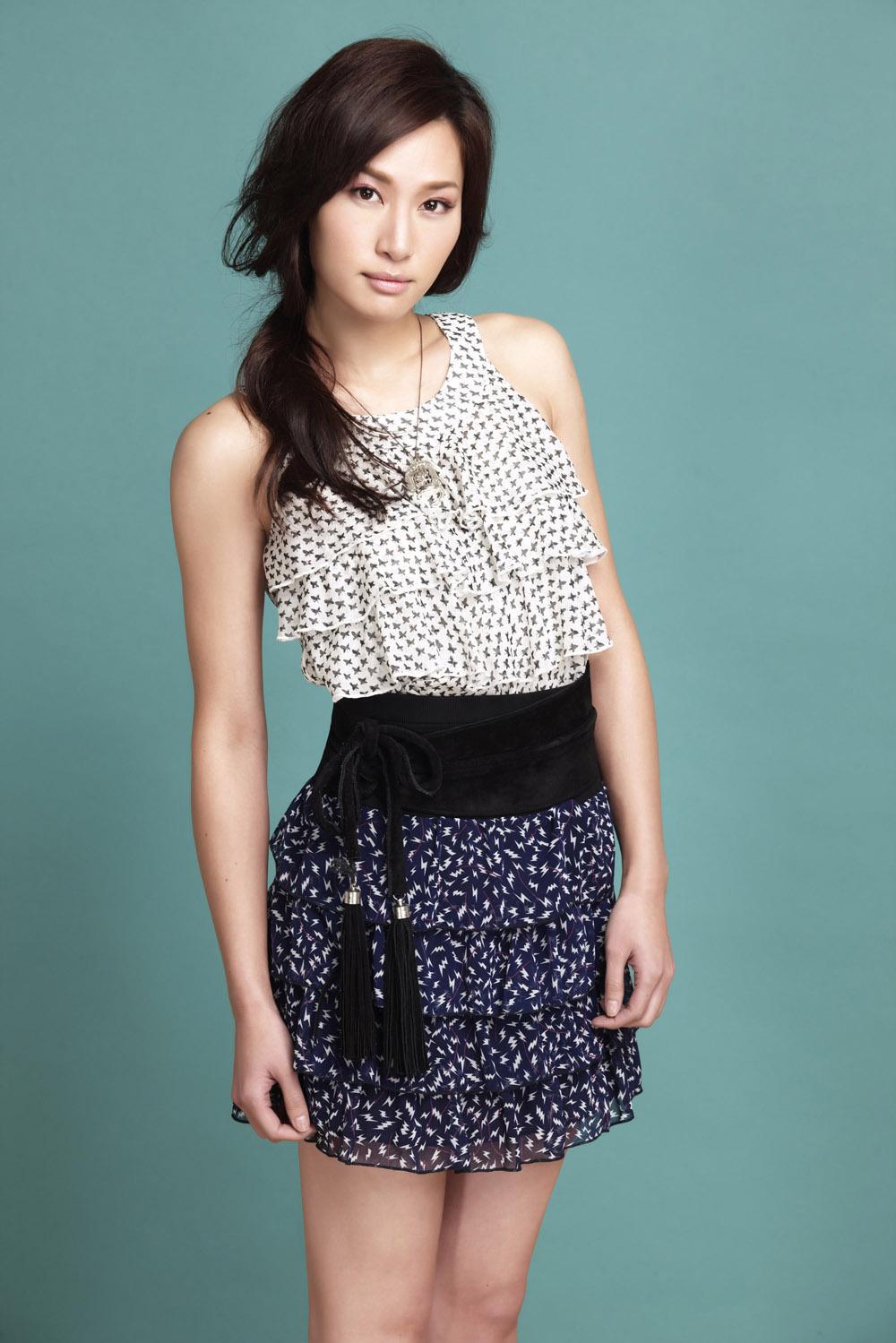 徐子珊全身名牌罕露面,压力太大拒绝高薪复出,绯闻不断至今单身