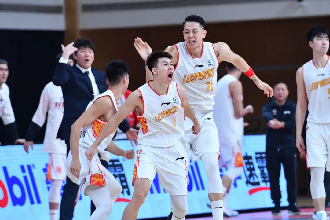 深圳男篮不愧为"绝杀专业户"!