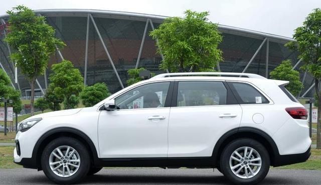 那起亚kx7呢?开了一万公里后,车主认真说出了他的真实感受