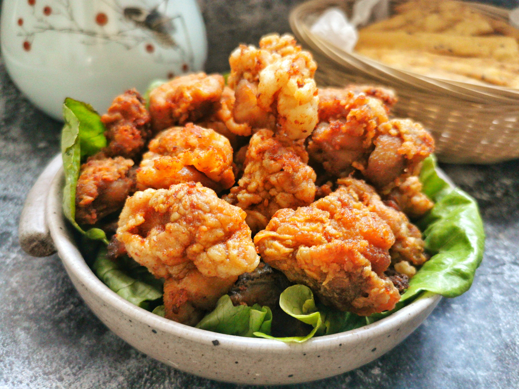 教你做脆皮炸鸡,不用鸡蛋,不用面包糠,放凉了一样酥脆