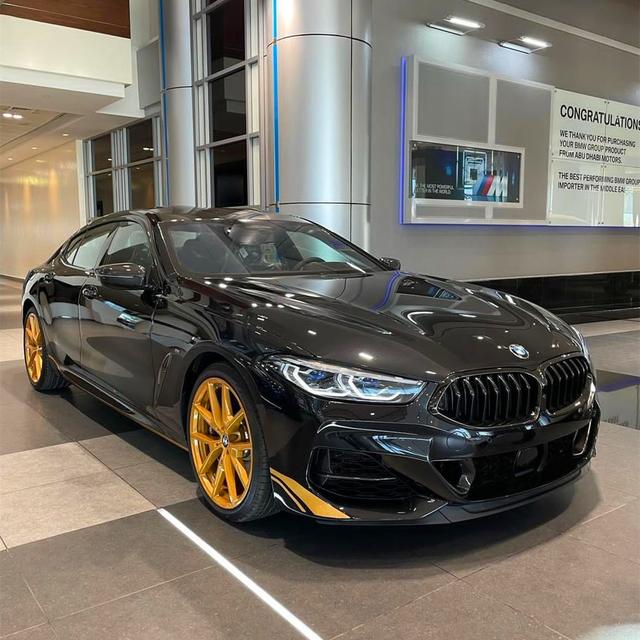 宝马8系发布了全新的车型