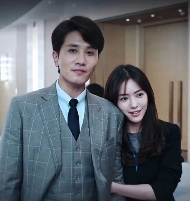 《掌中之物》开播口碑两极,彭冠英演技争议大,或很难火爆起来|掌中之