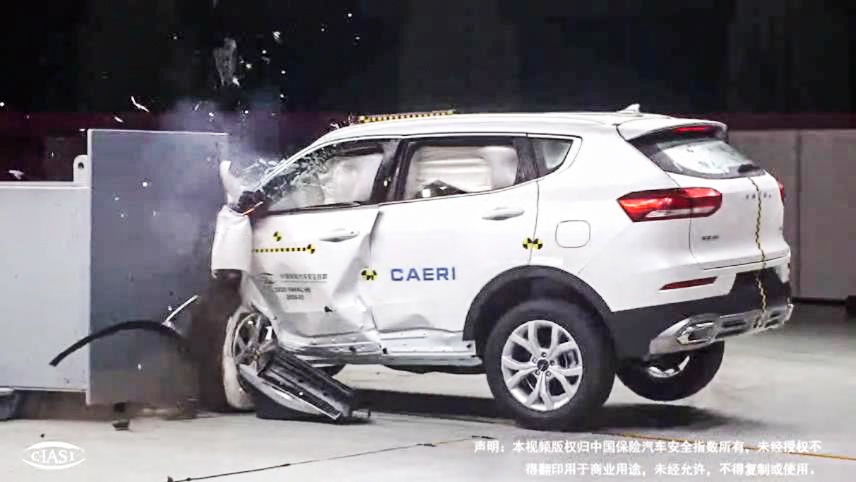 碰撞测试侧气囊未打开 第三代哈弗h6到底安不安全?