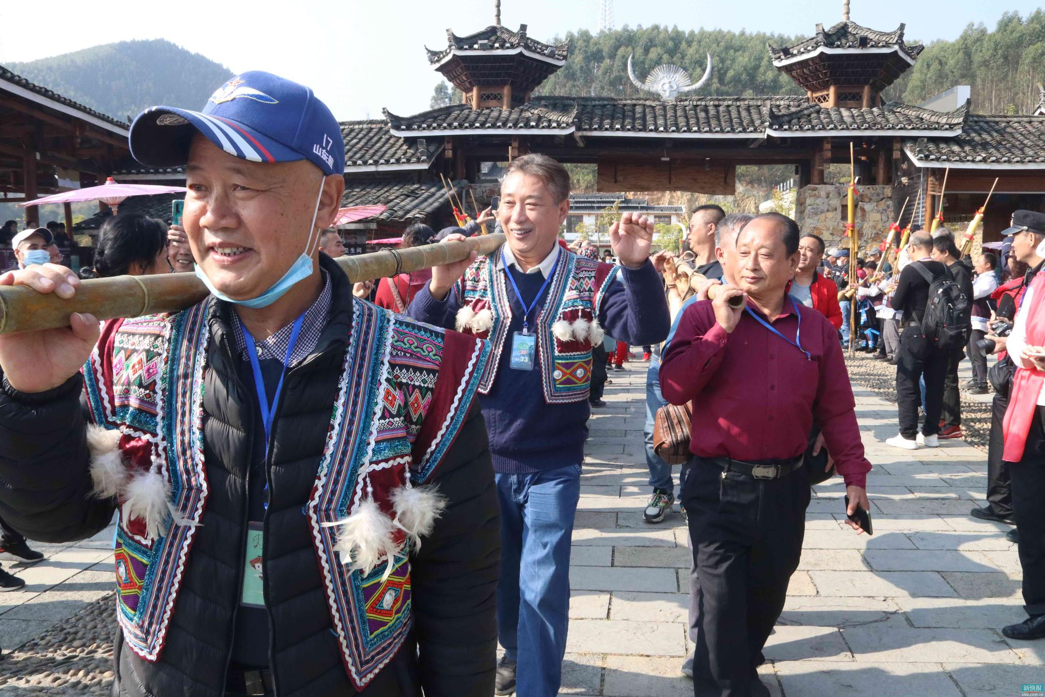 "走进广西之侗苗壮"专列启行