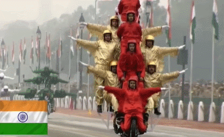 印度人为何对摩托车蜜汁迷恋一辆摩托非要坐58个人