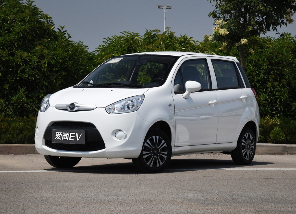五门四座标配空调,不到4万,海马爱尚ev能否超越宏光mini-新浪汽车