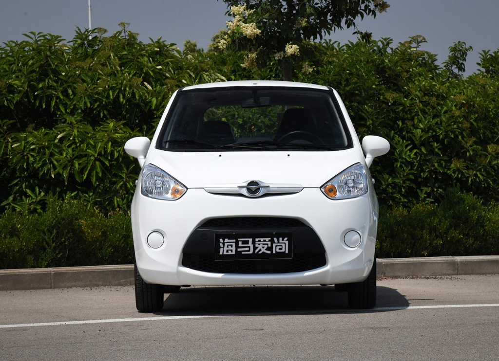 近日,海马旗下纯电动微型车爱尚ev新增两款更低价格车型上市,价格分别
