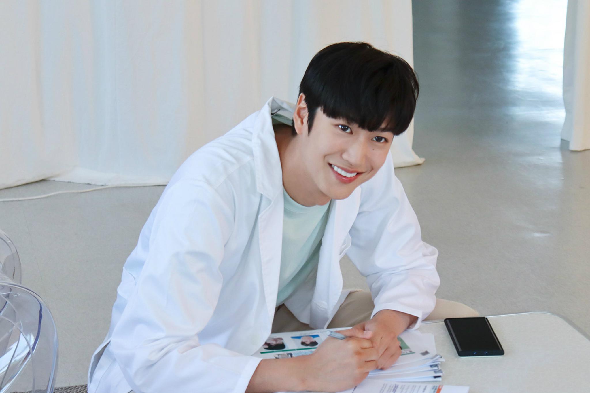 韩剧《哲仁王后》:罗仁宇展现的存在感到底是什么?