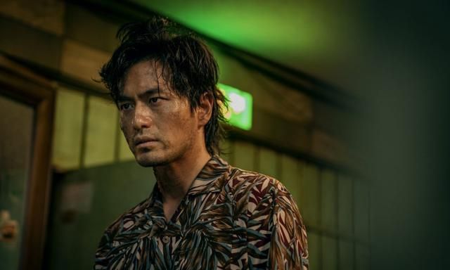 李阵郁2003年李阵郁以广告模特儿正式出道,也陆续参与短篇电影,独幕剧