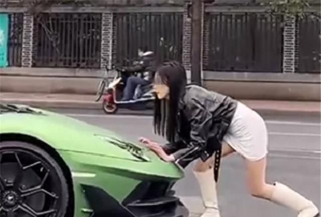 女司机开1000万兰博基尼停车难,直接徒手推进车位,这女人不寻常休闲区蓝鸢梦想 - Www.slyday.coM