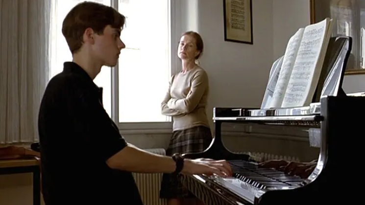 钢琴教师不在更年期恋爱就在更年期变态