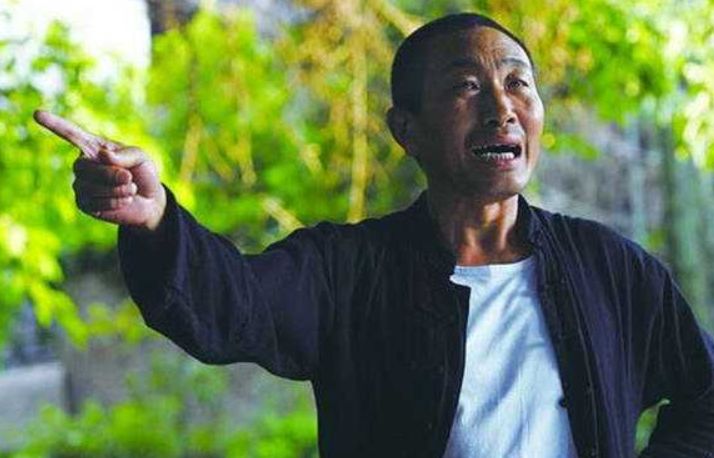 老戏骨杜源:妻子4岁就认识,38年0绯闻,被称为"最痴情男演员"