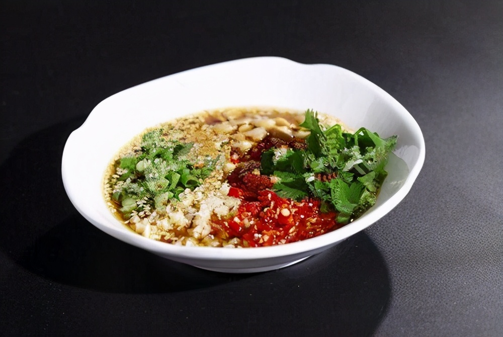 涮羊肉不好吃?关键蘸料你没配好,教你配万能蘸料!