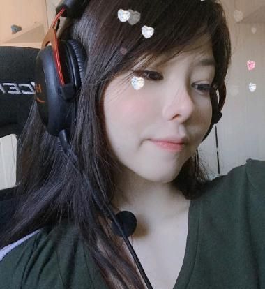 电竞女神翻车看mayumi证件照素颜照水友这是乔碧萝