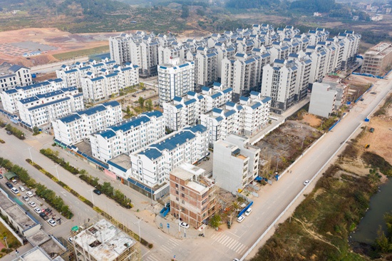 航拍广西梧州市苍梧县"老乡家园"石桥集中安置小区.何华文摄
