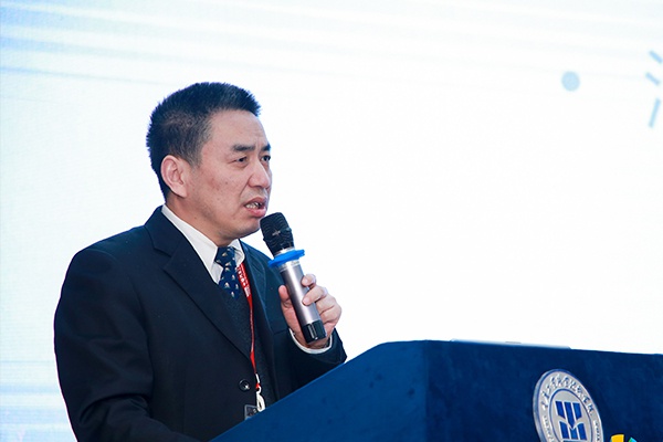 武汉理工大学责任教授张国方发言.