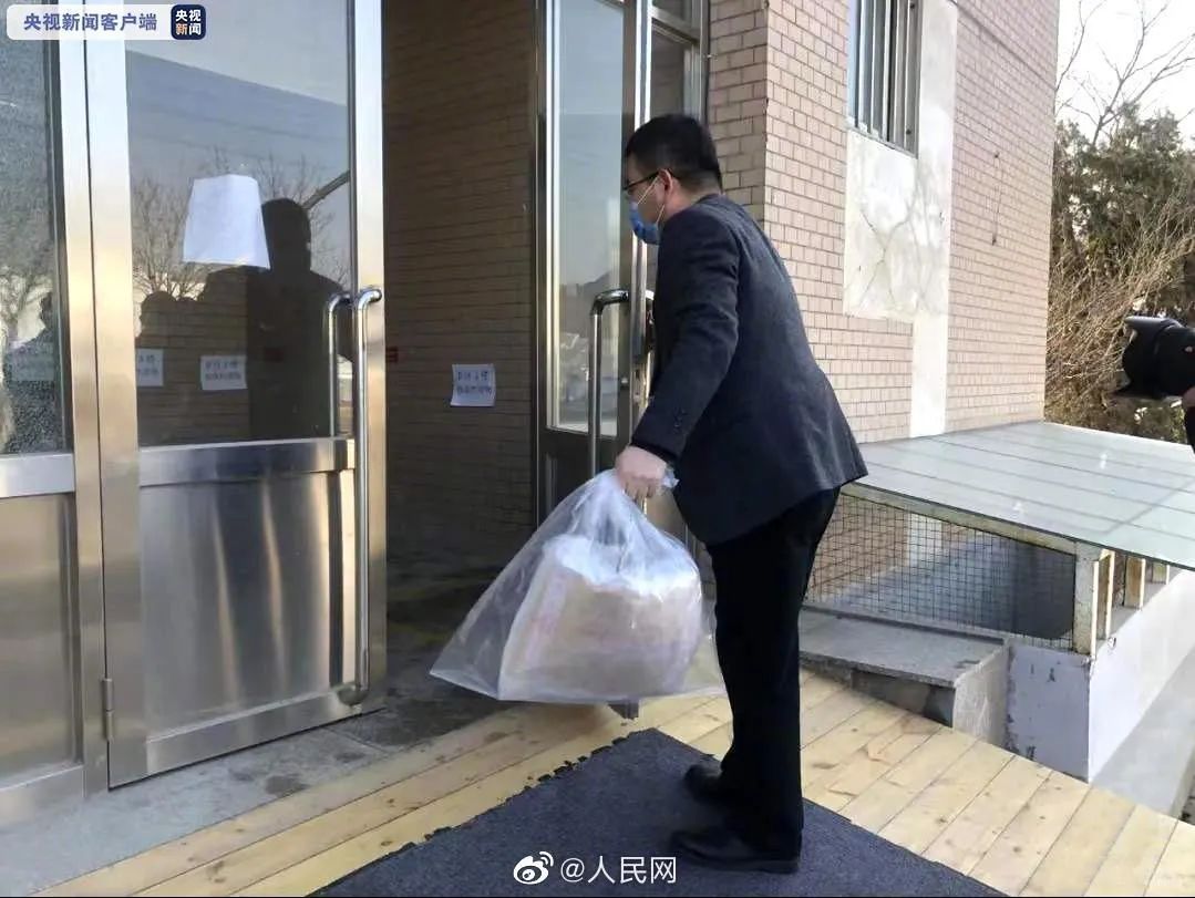 首次!负压、摄像头、消杀,大连无症状感染者在隔离病房这样参加考研休闲区蓝鸢梦想 - Www.slyday.coM 首次!负压、摄像头、消杀,大连无症状感染者在隔离病房这样参加考研休闲区蓝鸢梦想 - Www.slyday.coM