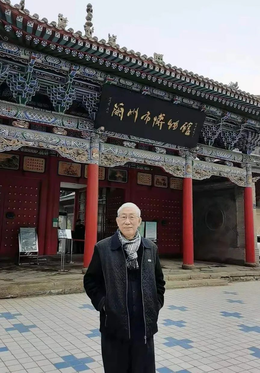 相隔千里跨越甲子再见是欣喜著名词作家吴颂今在兰州寻亲收获满满