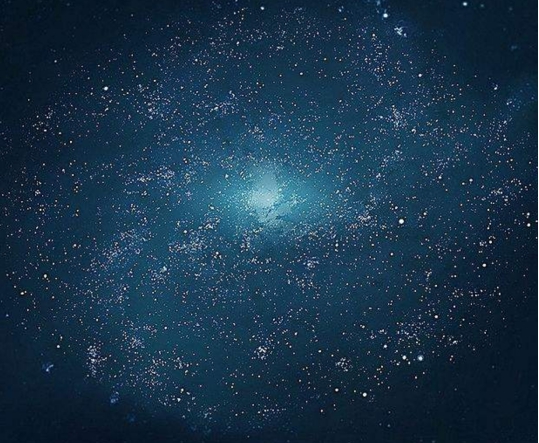 宇宙中到处是"星星",为何我们看到的夜空是黑的?