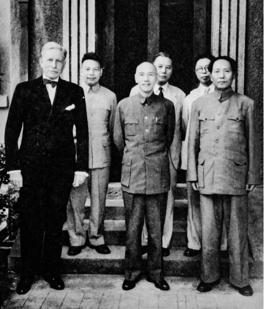 毛泽东送章士钊的神秘礼物,鸡两只桃李各五斤,其中寓意让人感动|章士钊|毛泽东|章含之_新浪新闻