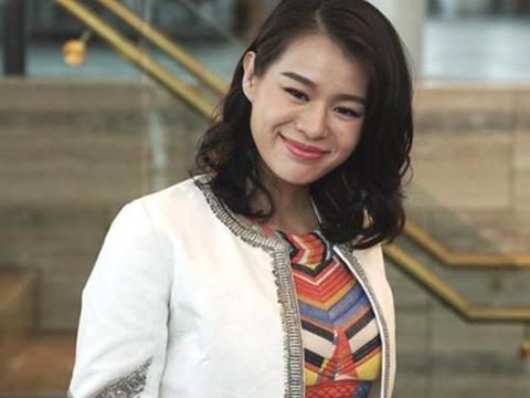 41岁胡杏儿怀第三胎:这才是"大女主"的代表人物