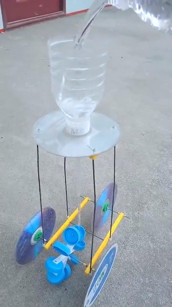 牛人自制水动力车,百公里只需一吨水,真是中看不中用!