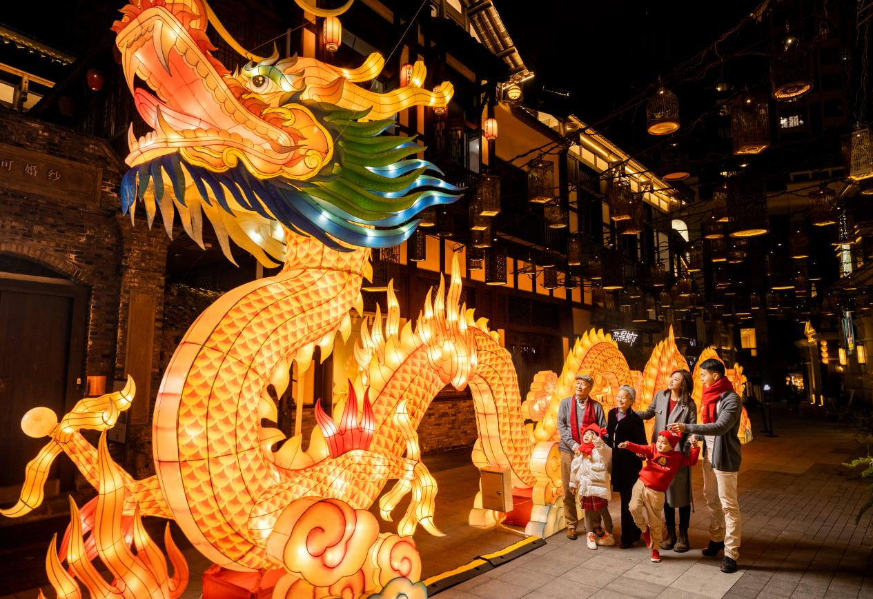 免票看灯会!逛重庆唯一市内免税店!新年去长嘉汇get新耍事!