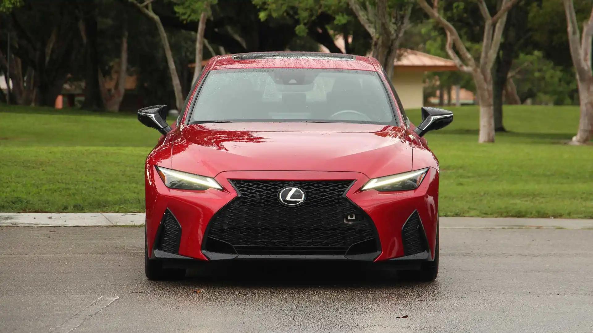 雷克萨斯is 讴歌tlx外观品鉴,冷门豪华品牌运动车型谁更强?