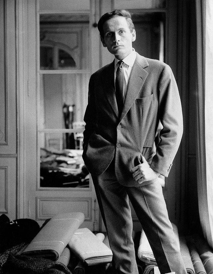 1958年，当时36岁的皮尔·卡丹