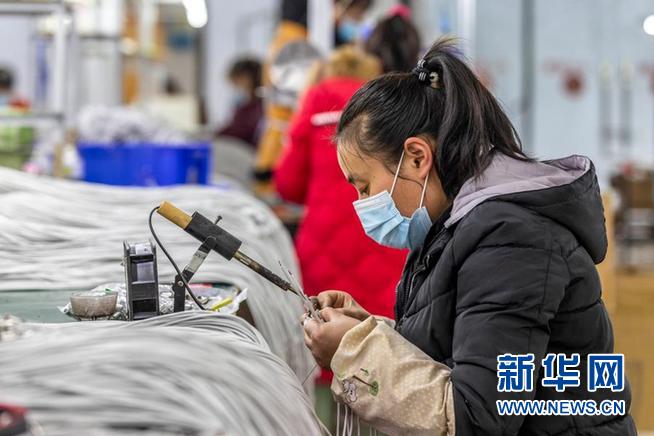 财政部：中央财政专项扶贫资金连续五年每年新增200亿元