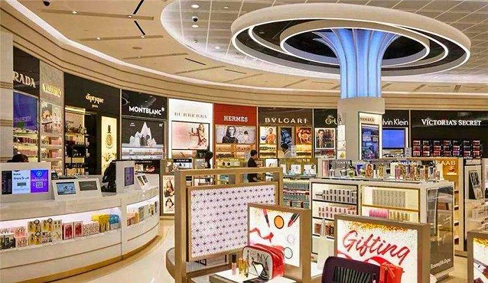 国货美妆崛起“新锤”：免税店引入国产化妆品牌