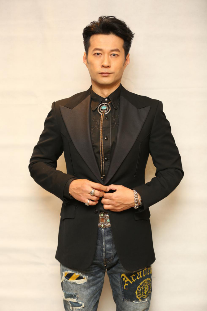 谭凯我曾醉生梦死如今对表演永远热爱