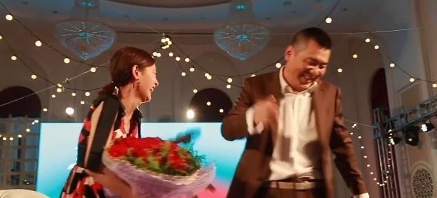 陈建斌不愧是老戏的中坚力量,李一桐表演教科书式的错位接吻,但休闲区蓝鸢梦想 - Www.slyday.coM 陈建斌不愧是老戏的中坚力量,李一桐表演教科书式的错位接吻,但休闲区蓝鸢梦想 - Www.slyday.coM