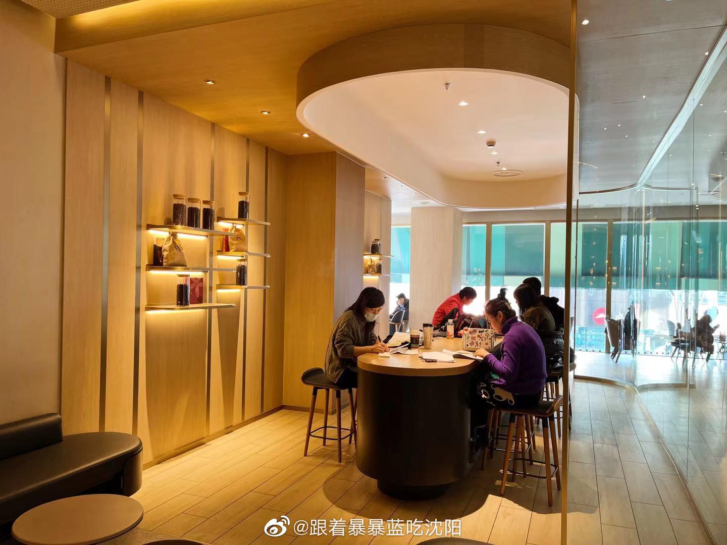 咖啡控心中的白月光白领的下午茶高配吃货们赐名星爸爸