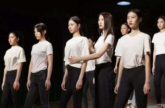 教育部出台新规定,艺考将不再是“捷径”,文化课成绩成最关键休闲区蓝鸢梦想 - Www.slyday.coM 教育部出台新规定,艺考将不再是“捷径”,文化课成绩成最关键休闲区蓝鸢梦想 - Www.slyday.coM