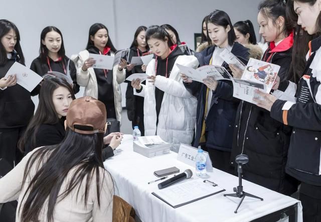 教育部出台新规定,艺考将不再是“捷径”,文化课成绩成最关键休闲区蓝鸢梦想 - Www.slyday.coM 教育部出台新规定,艺考将不再是“捷径”,文化课成绩成最关键休闲区蓝鸢梦想 - Www.slyday.coM