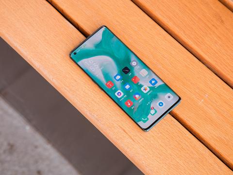 小米11屏幕终于跟上节奏这款旗舰已经领先9个月