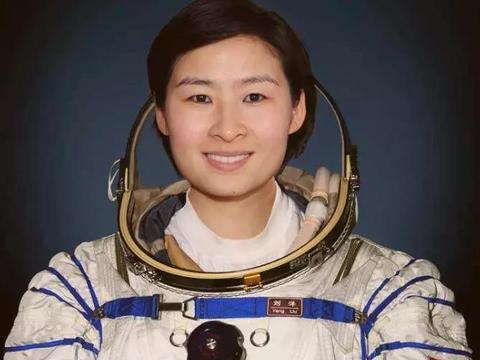 中国首位女宇航员刘洋,为何没生育就上太空?|女宇航员|刘洋|宇航员_新浪新闻