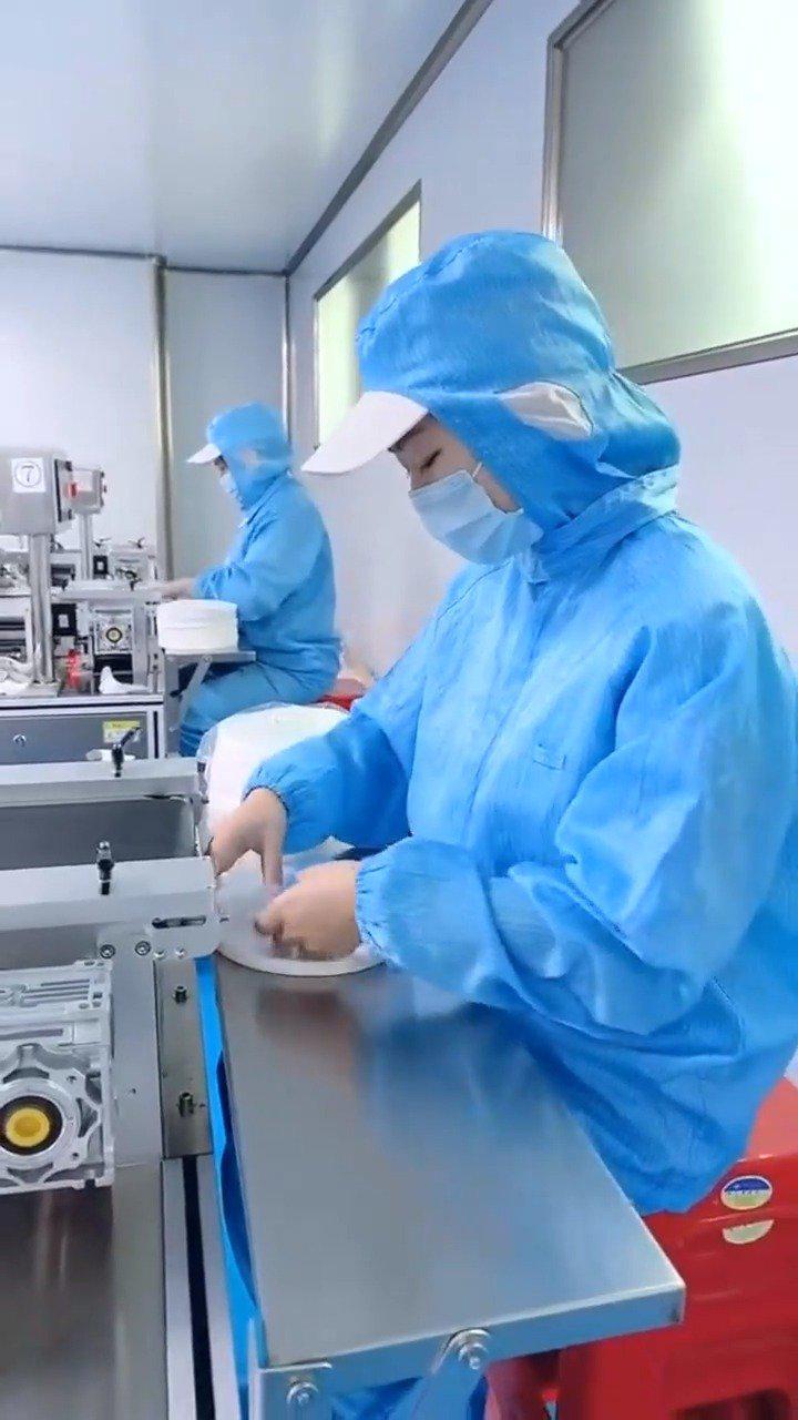 网红面膜车间,都是这样加工,毫无卫生可言!