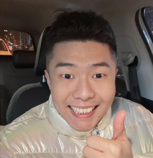 笑喷德云社张鹤帆愿赌服输剃光头周九良为躲懒烫回小卷毛