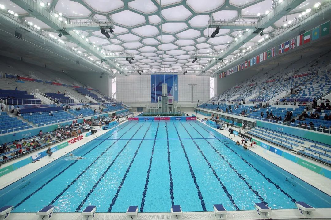 奥运会的游泳比赛，一直是备受关注的项目。图：图虫创意