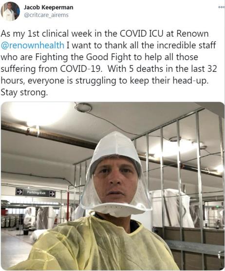 图为美国新冠急救医生雅各布61基伯曼的自拍照.