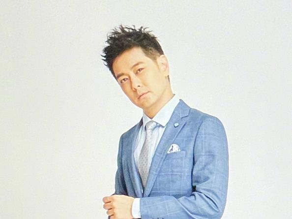 46岁林志颖未修照显老脸部臃肿下垂皱纹显现冻龄男神也老了