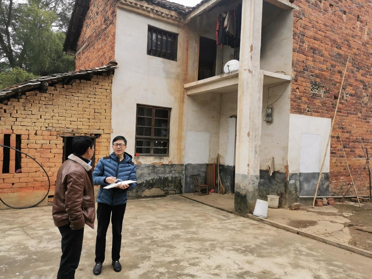 高湖镇开展农村房屋安全隐患排查整治专项行动