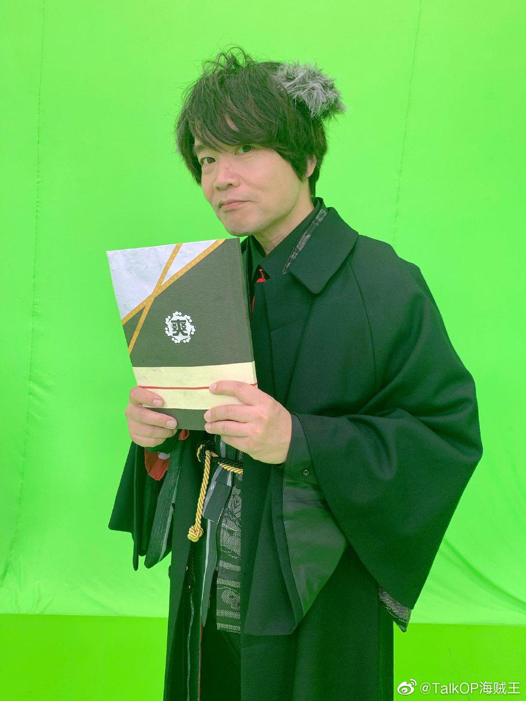 乌索普声优山口胜平和索隆声优中井和哉参加朗诵剧的幕后合影