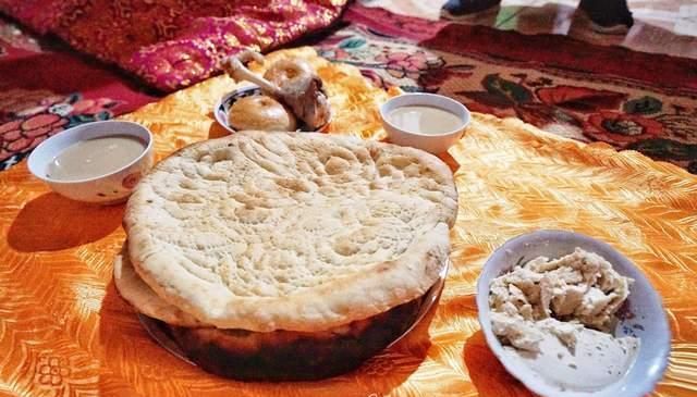 夜访塔吉克族,生活在帕米尔高原的游牧民族,热情好客的民族